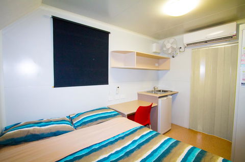 Meekatharra Accommodation Centre - Redcliffe Tourism 1