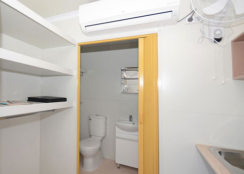 Meekatharra Accommodation Centre - Redcliffe Tourism 3