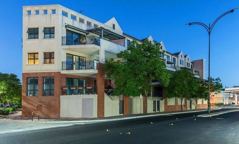 Subiaco Emporium Apartment - Redcliffe Tourism 3