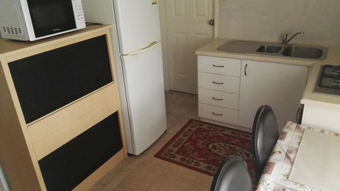 Affordable Inn - Redcliffe Tourism 12