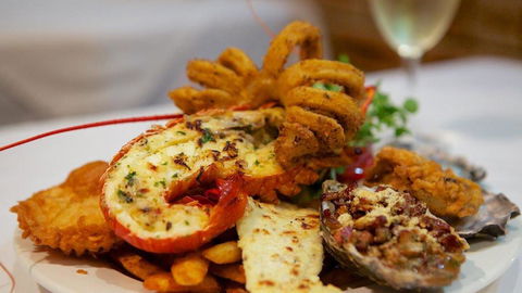 Pinnacles Edge Resort - Redcliffe Tourism 17
