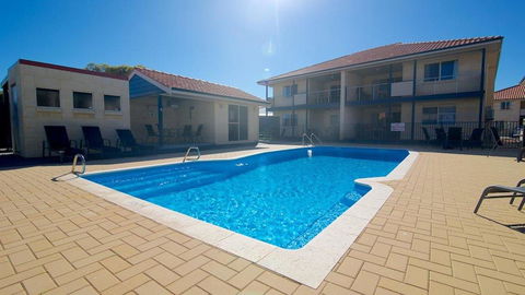 Pinnacles Edge Resort - Redcliffe Tourism 5