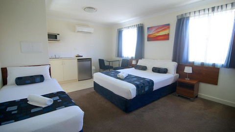 Pinnacles Edge Resort - Redcliffe Tourism 21
