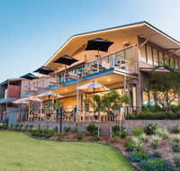 Onslow Beach Resort - Redcliffe Tourism