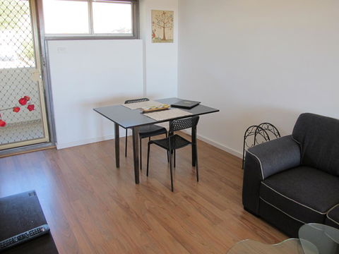 Studio 204 With Harbour, Ocean And Sunset Views From The Balcony - Redcliffe Tourism 6