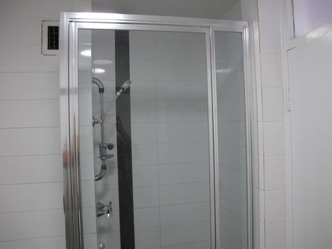 Studio 204 With Harbour, Ocean And Sunset Views From The Balcony - Redcliffe Tourism 23