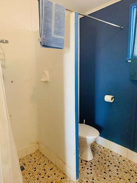 Shark Bay Cottages - Redcliffe Tourism 28