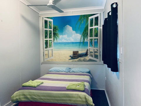 Shark Bay Cottages - Redcliffe Tourism 18