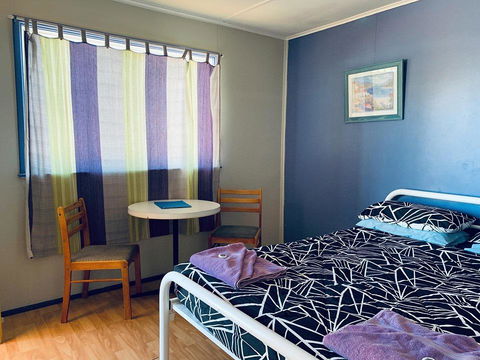 Shark Bay Cottages - Redcliffe Tourism 21