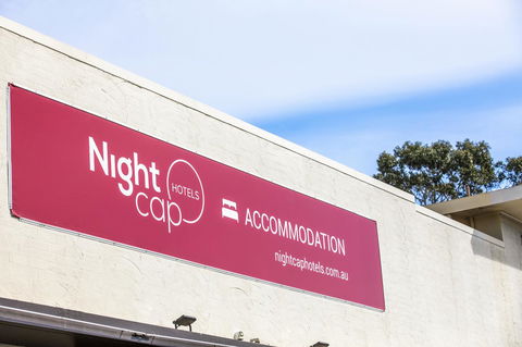 Nightcap At Carlyle Hotel - Redcliffe Tourism 27