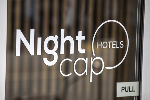 Nightcap At Carlyle Hotel - Redcliffe Tourism 28
