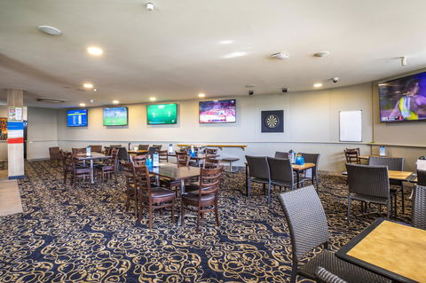 Nightcap At Carlyle Hotel - Redcliffe Tourism 22