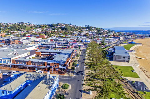 Beachfront Voyager Motor Inn - Redcliffe Tourism 9