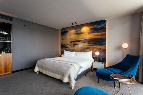 MACq 01 Hotel - Redcliffe Tourism 7