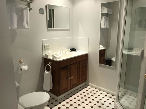 The Macquarie Hobart - Redcliffe Tourism 38