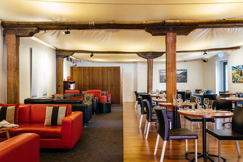 The Henry Jones Art Hotel - Redcliffe Tourism 32