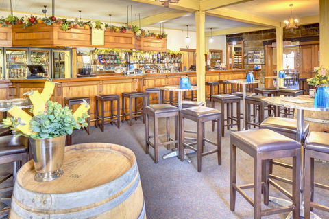 The Richmond Arms Hotel - Redcliffe Tourism 12