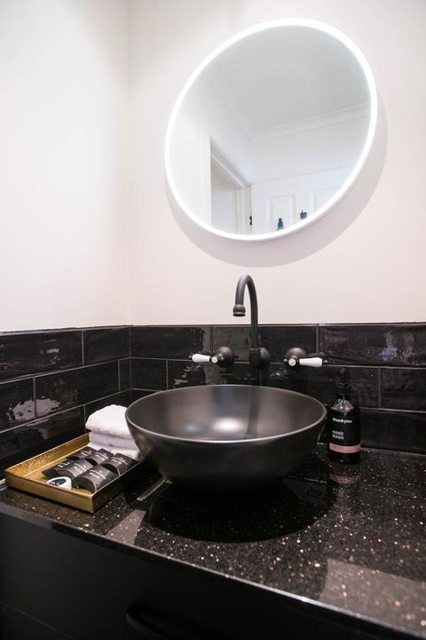 Battery Point Boutique Accommodation - Redcliffe Tourism 23