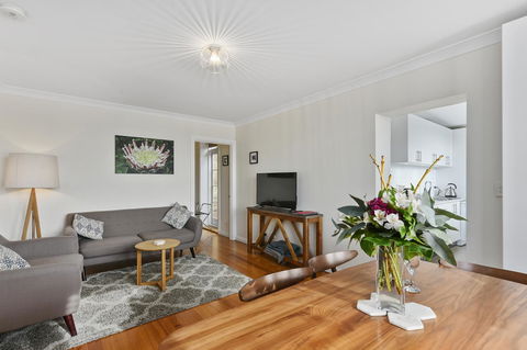 Trinity Hill Apartments - Redcliffe Tourism 11
