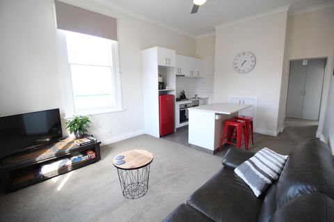 Trinity Hill Apartments - Redcliffe Tourism 18