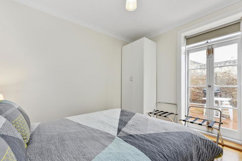Trinity Hill Apartments - Redcliffe Tourism 4