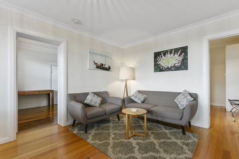 Trinity Hill Apartments - Redcliffe Tourism 9