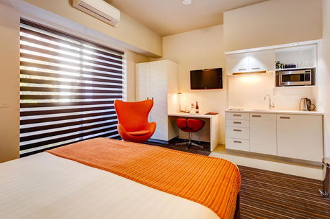 Mantra Charles Hotel - Redcliffe Tourism 39