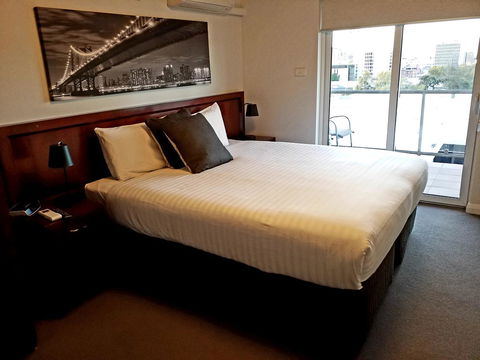 Hampden At Battery Point - Redcliffe Tourism 15