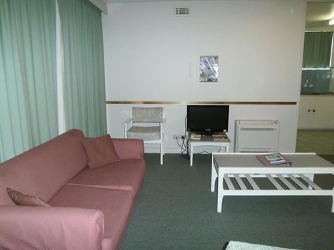Parklane Motel - Redcliffe Tourism 32