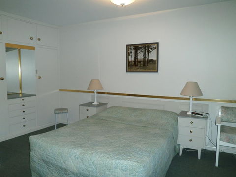 Parklane Motel - Redcliffe Tourism 38