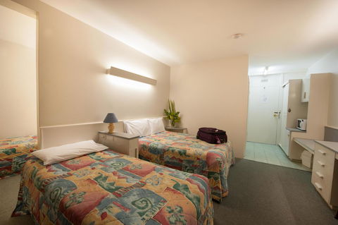 Parklane Motel - Redcliffe Tourism 12