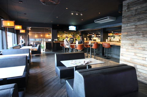 Hotel Launceston - Redcliffe Tourism 14