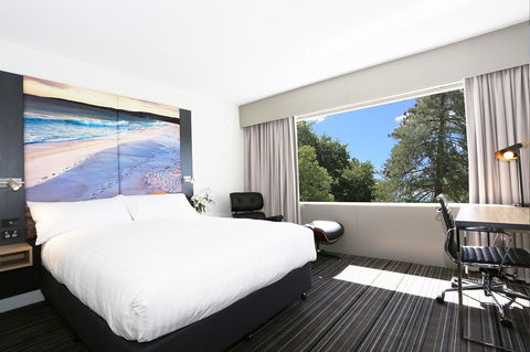 Hotel Launceston - Redcliffe Tourism 0