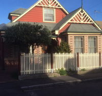 3 batten street - Redcliffe Tourism