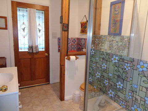 Post House Cottage - Redcliffe Tourism 11
