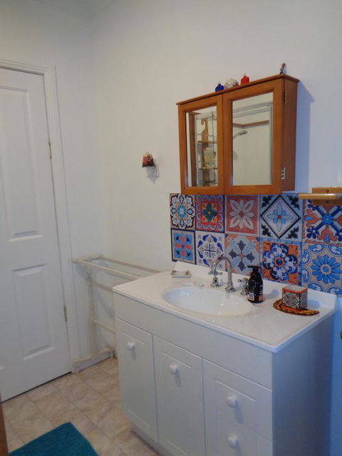 Post House Cottage - Redcliffe Tourism 13