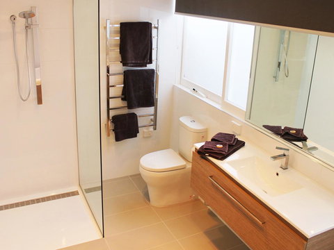 Apartment On King - Free Car - Redcliffe Tourism 4