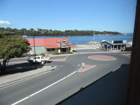 Bushman's Cafe - Redcliffe Tourism 11