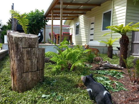 Pinestumps Holiday Home - Redcliffe Tourism 12