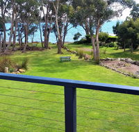 Four Seasons Waterfront Villas - Redcliffe Tourism