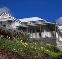 House on the Hill Bed and Breakfast - Redcliffe Tourism