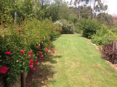 Sheer Pleasure Accommodation - Redcliffe Tourism 7