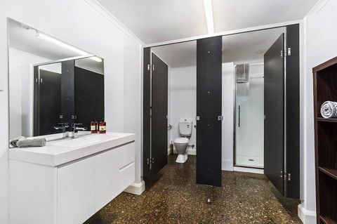 Ruby Soho Villas - Redcliffe Tourism 9