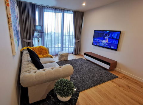 NEW 2 Rooms 2 Baths Apartment In Glen Waverley - Redcliffe Tourism 2