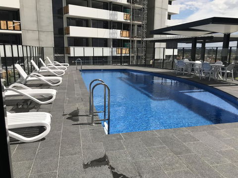 New Luxurious Skyview 2Bedroom Apartment Liverpool - Redcliffe Tourism 2