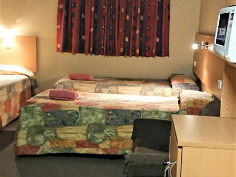 New Olympic Motel - Redcliffe Tourism 3