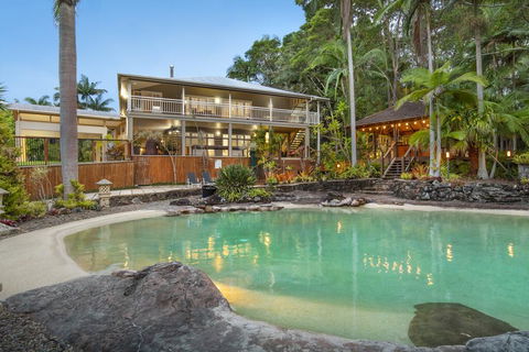 Noosa Haven - Redcliffe Tourism 3