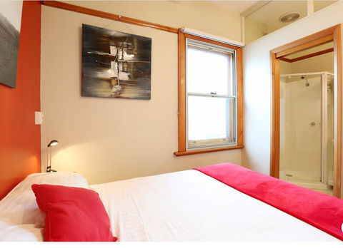 North Hobart Apartments - Redcliffe Tourism 2