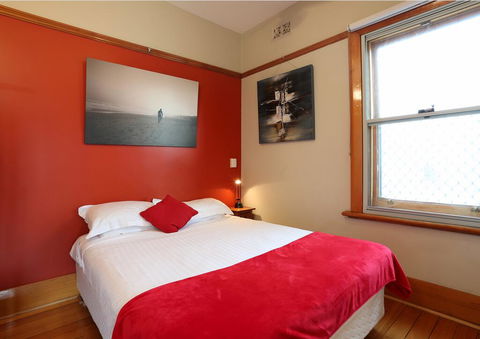 North Hobart Apartments - Redcliffe Tourism 1