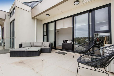 NORTH POINT RETREAT - MORNINGTON - Redcliffe Tourism 3